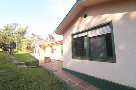 Casa à venda com 330m², 6 quartos e 2 vagasfundos