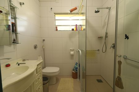 Casa à venda com 330m², 6 quartos e 2 vagasbanheiro