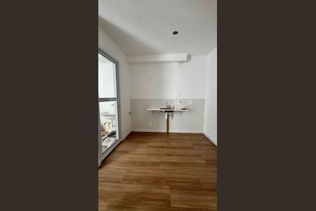 Cozinha de apartamento para alugar com 2 quartos, 39m² em Vila Campanela, São Paulo