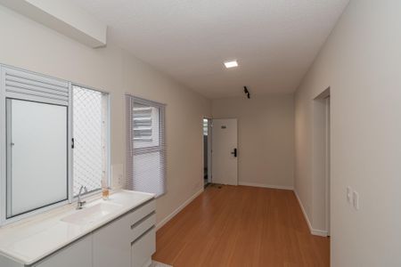 Sala/Cozinha e Área de Serviço de apartamento à venda com 2 quartos, 39m² em Jardim dos Ipes, Sumaré