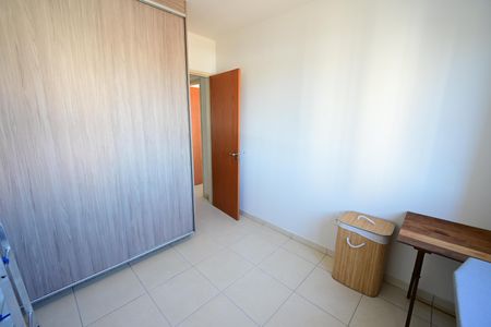 Apartamento à venda com 2 quartos, 54m² em Parque Oeste Industrial, Goiânia