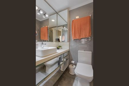 Suíte de apartamento para alugar com 2 quartos, 70m² em Cristo Redentor, Porto Alegre