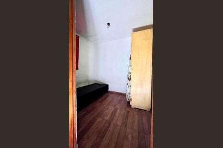 DORMITORIO de casa à venda com 4 quartos, 221m² em Bela Vista, Osasco