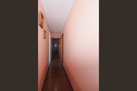 Corredor de apartamento à venda com 3 quartos, 78m² em Vila Valqueire, Rio de Janeiro