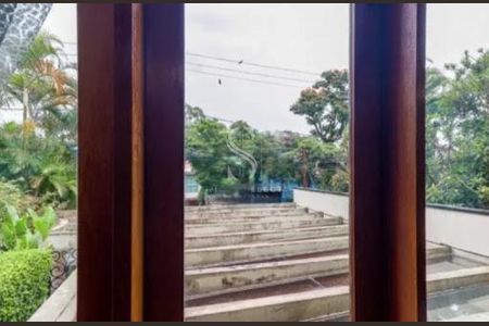 Casa à venda com 3 quartos, 130m² em Alto da Lapa, São Paulo