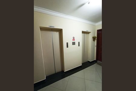 Apartamento para alugar com 74m², 3 quartos e 1 vagaHall Elevador