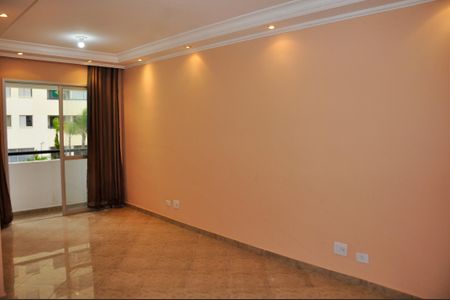 Apartamento para alugar com 74m², 3 quartos e 1 vagaDetalhe - Sala e Sala de Jantar