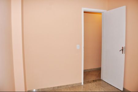 Apartamento para alugar com 74m², 3 quartos e 1 vagaDetalhe - Quarto 03