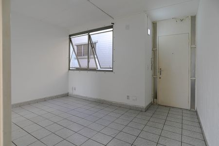 Apartamento para alugar com 55m², 2 quartos e 1 vaga Apartamento para alugar com 55m², 2 quartos e 1 vagaSala