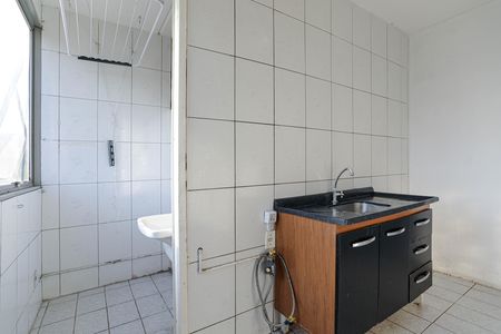 Cozinha de apartamento para alugar com 2 quartos, 55m² em Vila Mogilar, Mogi das Cruzes