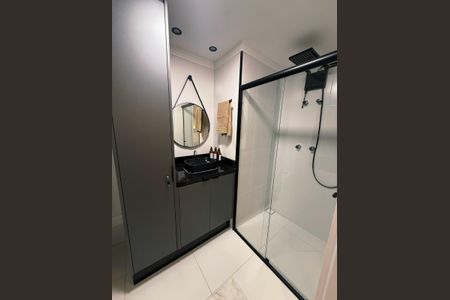 Banheiro de kitnet/studio à venda com 1 quarto, 23m² em Campo Belo, São Paulo