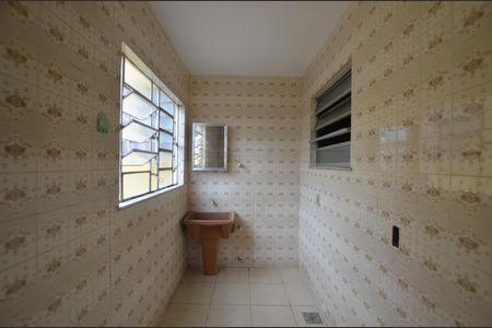 Casa para alugar com 100m², 2 quartos e 1 vagaÁrea de Serviço