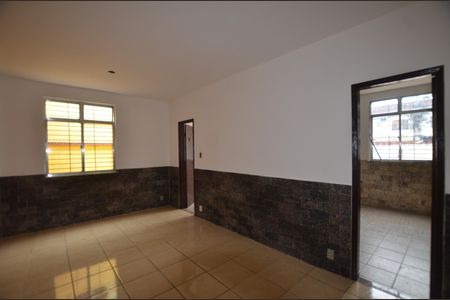 Sala de casa para alugar com 2 quartos, 100m² em Osvaldo Cruz, Rio de Janeiro