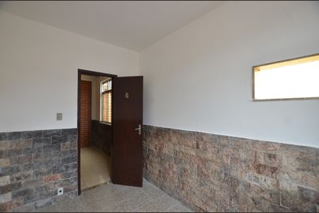 Casa para alugar com 100m², 2 quartos e 1 vagaQuarto 1