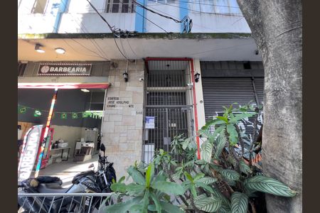 Placa de apartamento para alugar com 1 quarto, 49m² em Liberdade, São Paulo