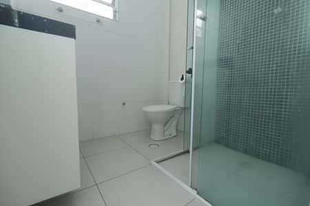 Banheiro de apartamento para alugar com 1 quarto, 49m² em Liberdade, São Paulo