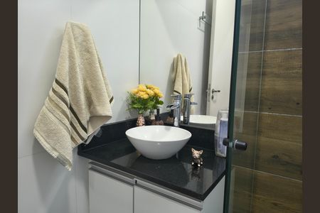 Casa para alugar com 90m², 3 quartos e 1 vaga Casa para alugar com 90m², 3 quartos e 1 vagaBanheiro social