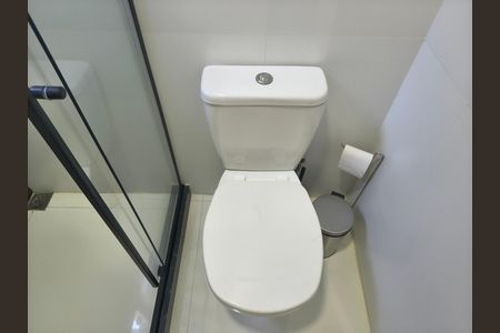 Casa para alugar com 90m², 3 quartos e 1 vaga Casa para alugar com 90m², 3 quartos e 1 vagaBanheiro social