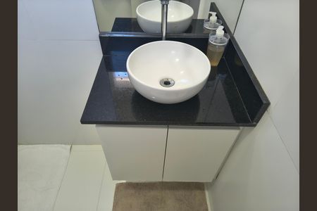 Casa para alugar com 90m², 3 quartos e 1 vaga Casa para alugar com 90m², 3 quartos e 1 vagaBanheiro da Suíte 2