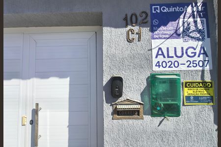 Casa para alugar com 90m², 3 quartos e 1 vaga Casa para alugar com 90m², 3 quartos e 1 vagaFachada