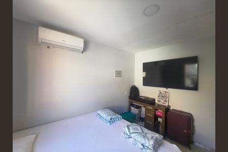 Casa para alugar com 90m², 3 quartos e 1 vaga Casa para alugar com 90m², 3 quartos e 1 vagaSuíte