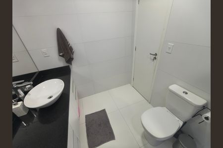 Casa para alugar com 90m², 3 quartos e 1 vaga Casa para alugar com 90m², 3 quartos e 1 vagaBanheiro da Suíte