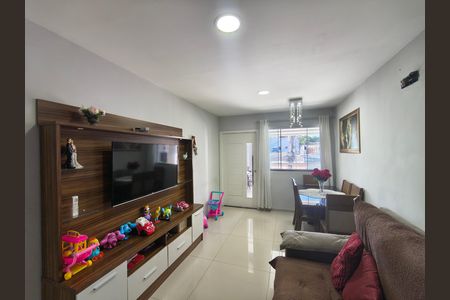 Casa para alugar com 90m², 3 quartos e 1 vaga Casa para alugar com 90m², 3 quartos e 1 vagaSala
