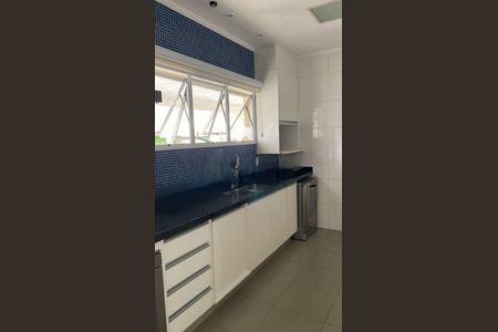Casa à venda com 338m², 3 quartos e 2 vagas