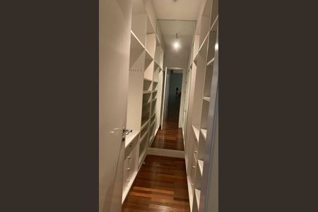 Casa à venda com 3 quartos, 338m² em Chácara Monte Alegre, São Paulo