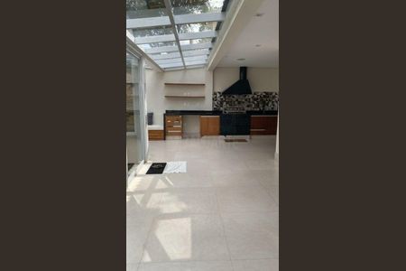 Casa à venda com 3 quartos, 338m² em Chácara Monte Alegre, São Paulo