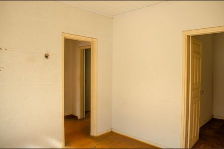 Casa à venda com 300m², 8 quartos e 10 vagas Casa à venda com 300m², 8 quartos e 10 vagasSala 2