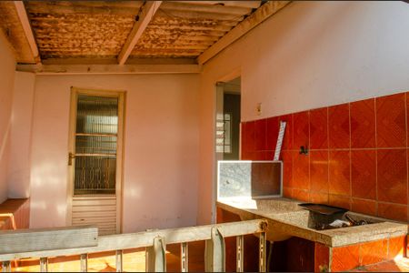 Casa à venda com 300m², 8 quartos e 10 vagas Casa à venda com 300m², 8 quartos e 10 vagasÁrea de Serviço 2