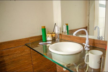 Casa à venda com 300m², 8 quartos e 10 vagas Casa à venda com 300m², 8 quartos e 10 vagasBanheiro da Suíte 2