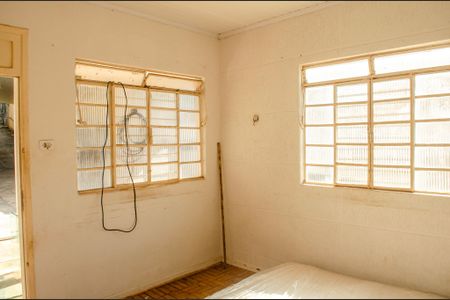Sala 2 de casa à venda com 8 quartos, 300m² em Setor Sul, Goiânia