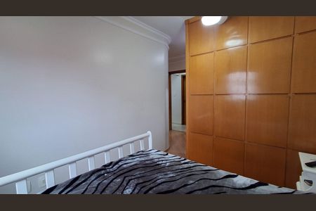 Apartamento à venda com 100m², 3 quartos e 2 vagas Apartamento à venda com 100m², 3 quartos e 2 vagasSuíte