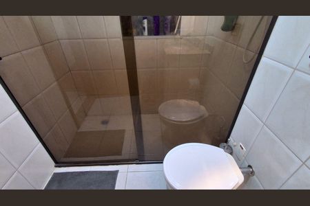 Apartamento à venda com 100m², 3 quartos e 2 vagas Apartamento à venda com 100m², 3 quartos e 2 vagasBanheiro Social