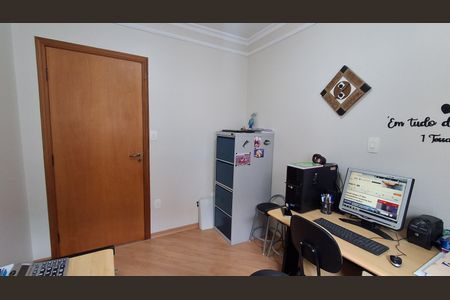 Apartamento à venda com 100m², 3 quartos e 2 vagas Apartamento à venda com 100m², 3 quartos e 2 vagasQuarto 2