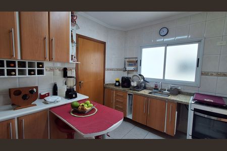 Apartamento à venda com 100m², 3 quartos e 2 vagas Apartamento à venda com 100m², 3 quartos e 2 vagasCozinha