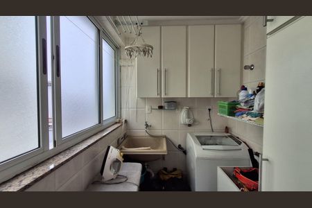 Apartamento à venda com 100m², 3 quartos e 2 vagas Apartamento à venda com 100m², 3 quartos e 2 vagasÁrea de Serviço