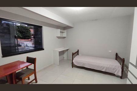 Kitnet de kitnet/studio para alugar com 1 quarto, 20m² em Vila Santa Margarida, Ferraz de Vasconcelos