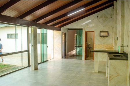 Casa para alugar com 200m², 5 quartos e 5 vagasÁrea gourmet