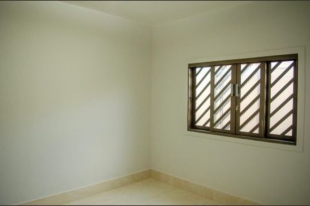 Casa para alugar com 200m², 5 quartos e 5 vagasQuarto 2