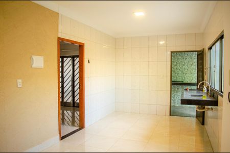 Casa para alugar com 200m², 5 quartos e 5 vagasCozinha