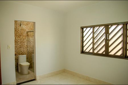 Casa para alugar com 200m², 5 quartos e 5 vagasSuíte