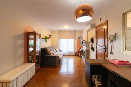 Casa de condomínio à venda com 142m², 3 quartos e 2 vagas Casa de condomínio à venda com 142m², 3 quartos e 2 vagasSala