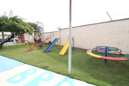 Apartamento para alugar com 65m², 2 quartos e 1 vagaÁrea comum - Playground