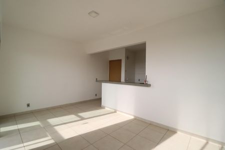 Apartamento para alugar com 65m², 2 quartos e 1 vagaSala