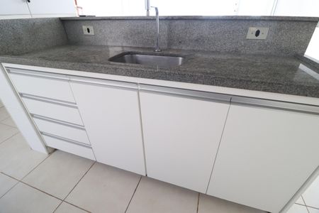 Apartamento para alugar com 65m², 2 quartos e 1 vagaCozinha