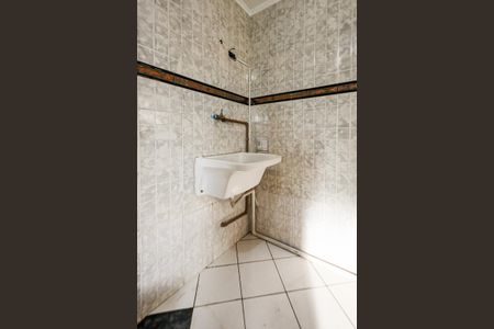 Casa para alugar com 50m², 1 quarto e sem vaga Banheiro e Area de serviço