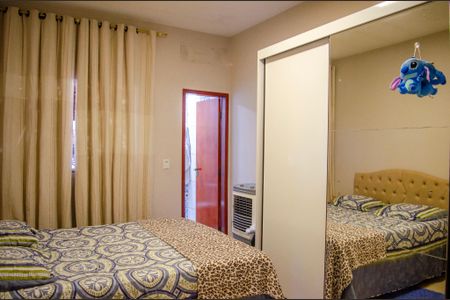 Casa à venda com 360m², 2 quartos e 8 vagasSuíte